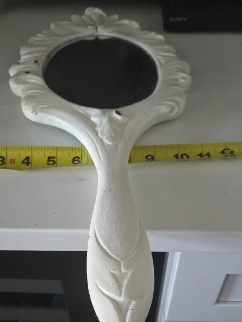 Source Unknown White Decorative Hand Mirror Wall Accent No Bundling